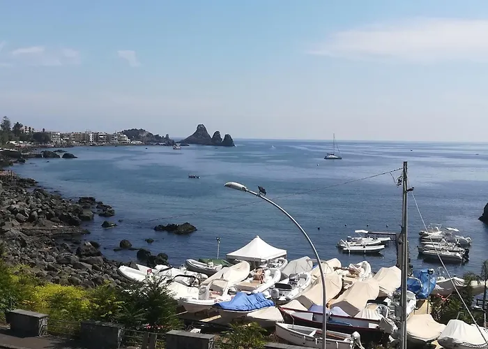 La Terrazza Dei Normanni Ачи Костелло